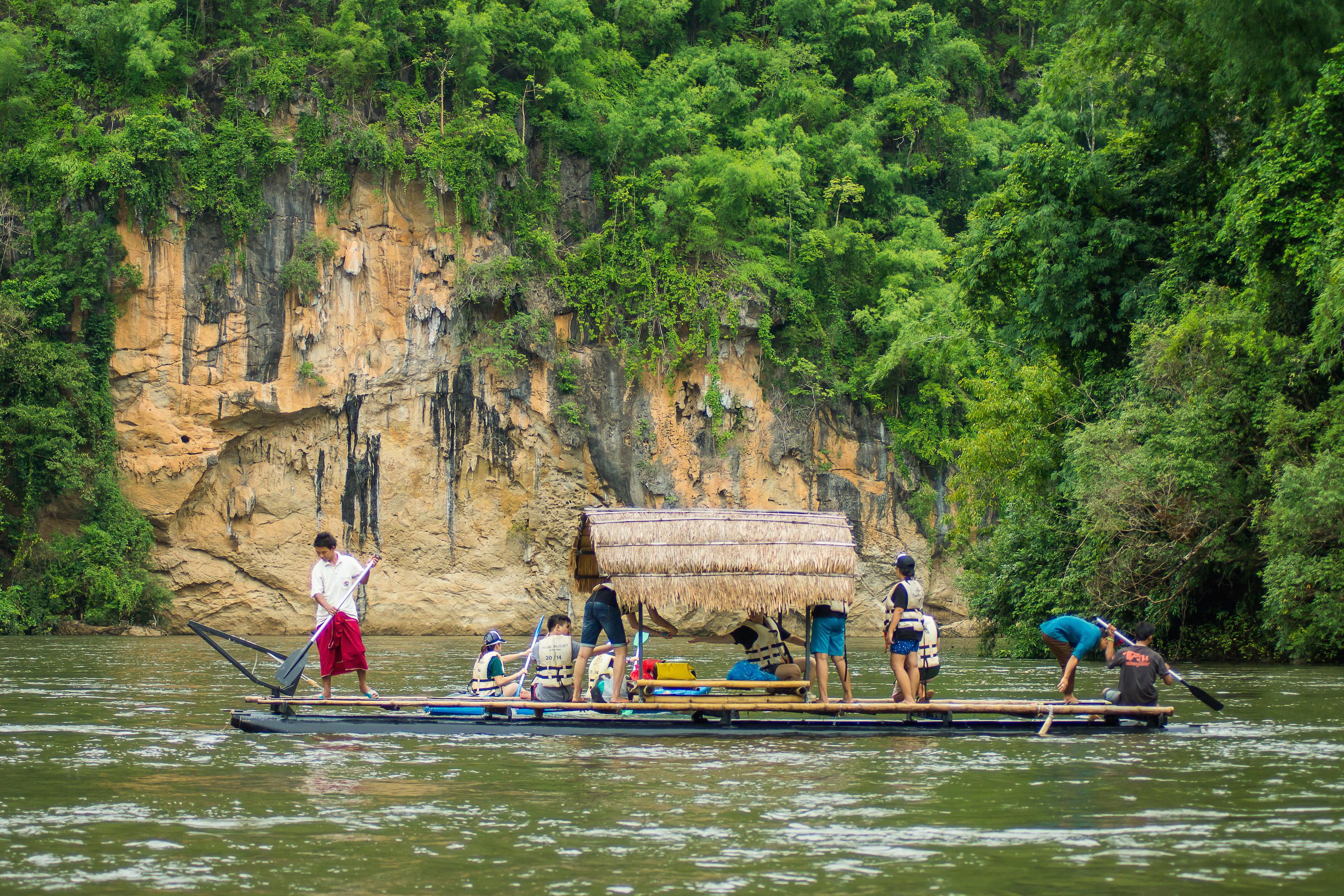 River Kwai Jungle Rafts Hotel Sai Yok Exterior photo